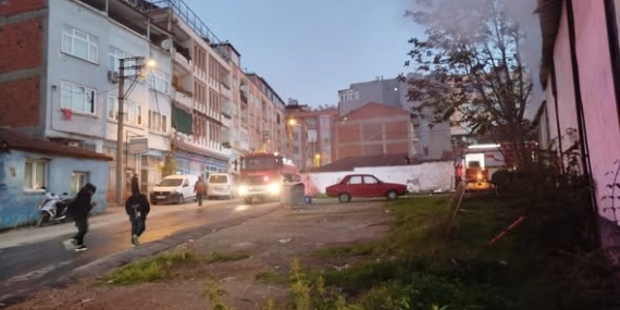 Balıkesir Karesi’nde İşyeri Yangını