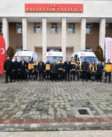 balikesirde-7-ambulans-hizmete-alindi-81893-5kMAsf