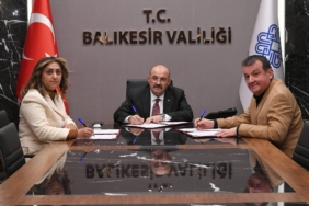 edremitte-60-yatakli-huzurevi-icin-onemli-protokol-gerceklesti-81890-bxTnMR