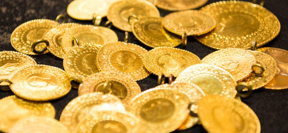 altinda-sert-dusus-2008den-beri-gorulen-en-kotu-ayda-neler-oluyor-82827-4mOktL