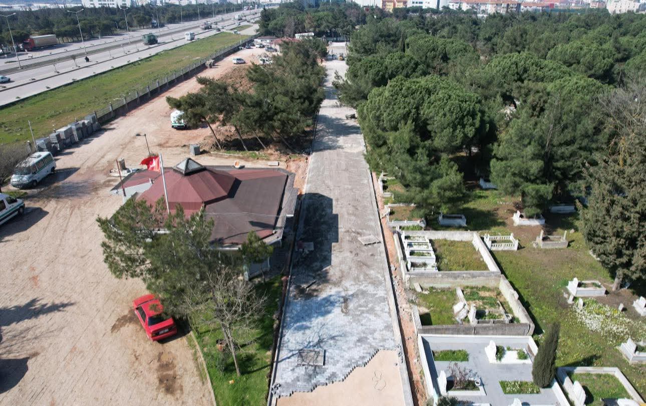 Mezarlık Girişinde Yapılan Çalışmalar
