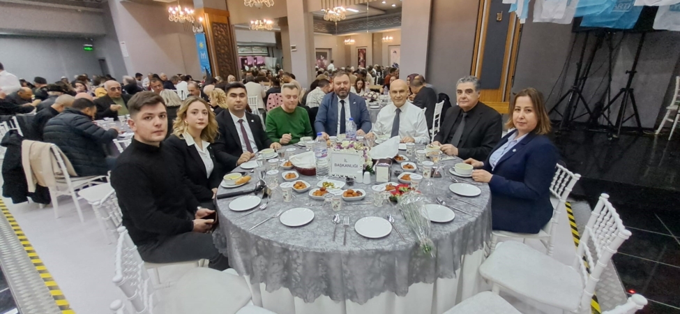 iyi-kalpler-iftarda-bulustu-birlik-ve-dayanisma-anlari-82637-qcM6Oy