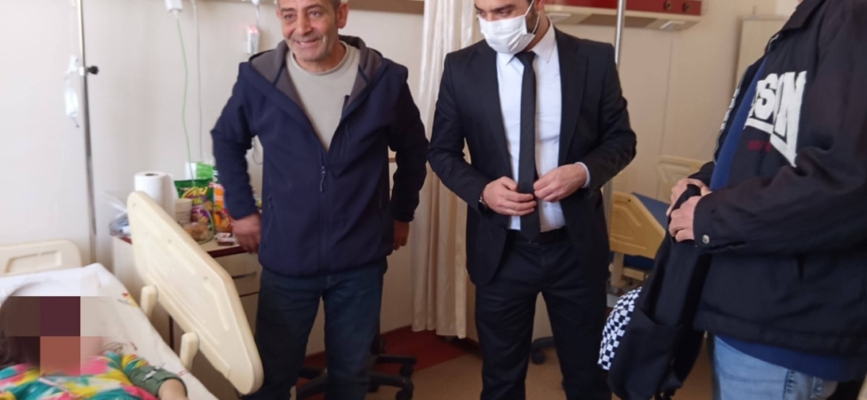 kuscenneti-kyk-yurdu-ogrencileri-hastanedeki-cocuklar-icin-anlamli-bir-ziyaret-gerceklestirdi-82848-LfJEvH