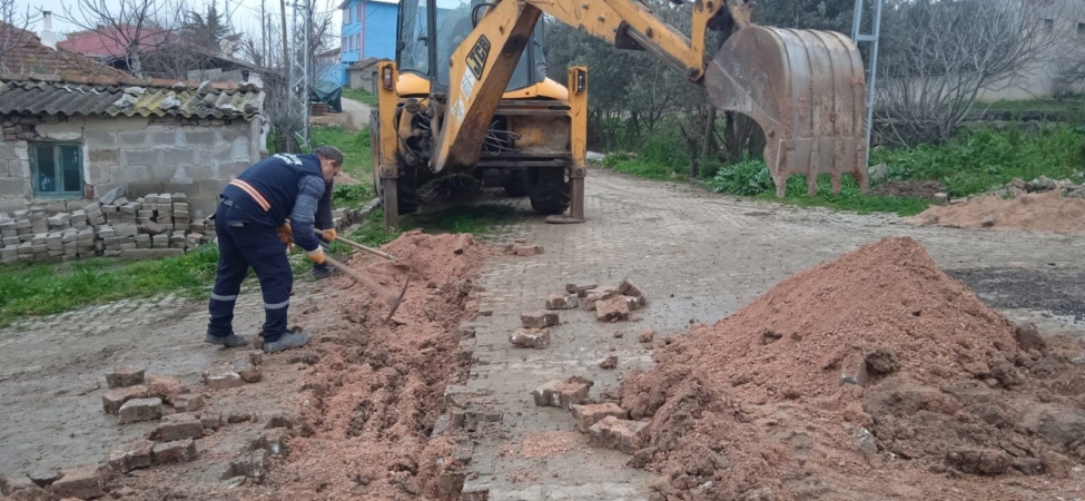 susurlukta-altyapi-ve-bakim-calismalari-ile-sehirde-degisim-ruzgarlari-esti-82851-ZQFJ93