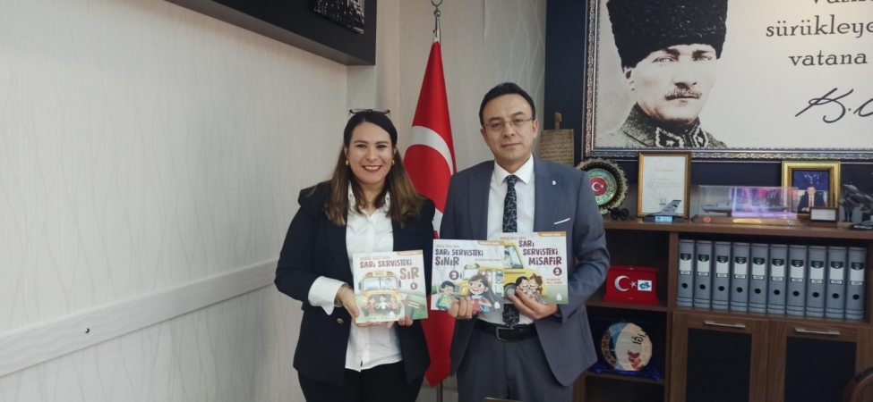 bandirmada-egitimde-ureten-mudur-ogrencilere-destek-icin-anlamli-bir-ziyaret-gerceklestirdi-82872-1wIczc