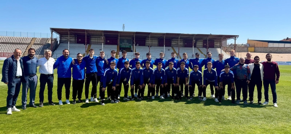 U18 Şampiyonları Stadyumda: Bandırma'nın Gururu