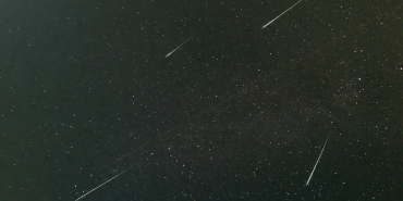 Bandırma’da Perseid meteor yağmuru gökyüzünü aydınlattı