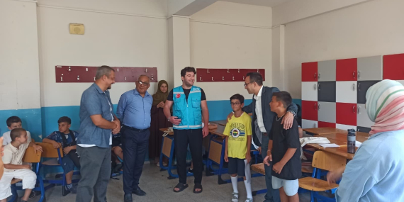 Müdür Aslan, yaz okulu miniklerini Bandırma’da ziyaret etti