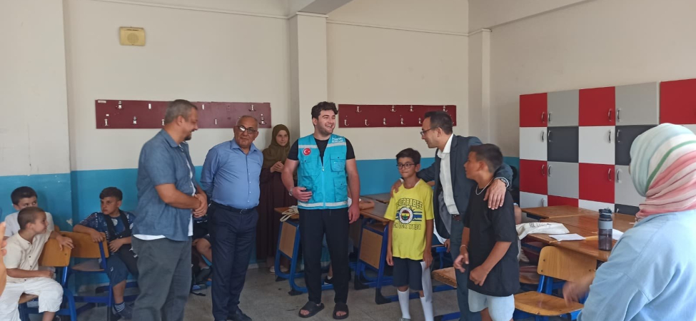 Müdür Aslan, yaz okulu miniklerini Bandırma’da ziyaret etti