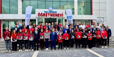 Balıkesir Sporun Enleri’nde Bandırma’nın Başarılı Sporcuları Ödüllendirildi